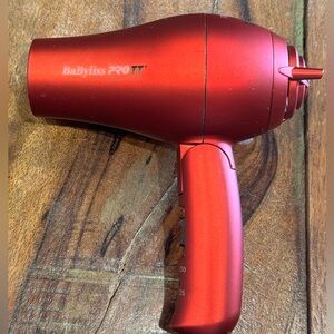Travel hairdryer